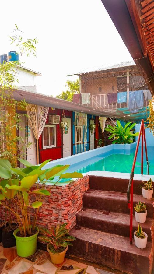 Backpackers Inn Gardenview Inn El Nido Esterno foto