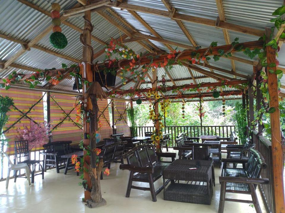 Backpackers Inn Gardenview Inn El Nido Esterno foto