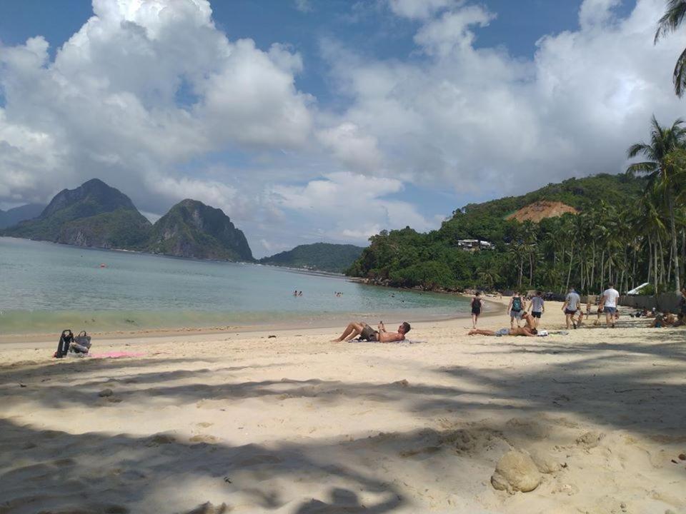 Backpackers Inn Gardenview Inn El Nido Esterno foto