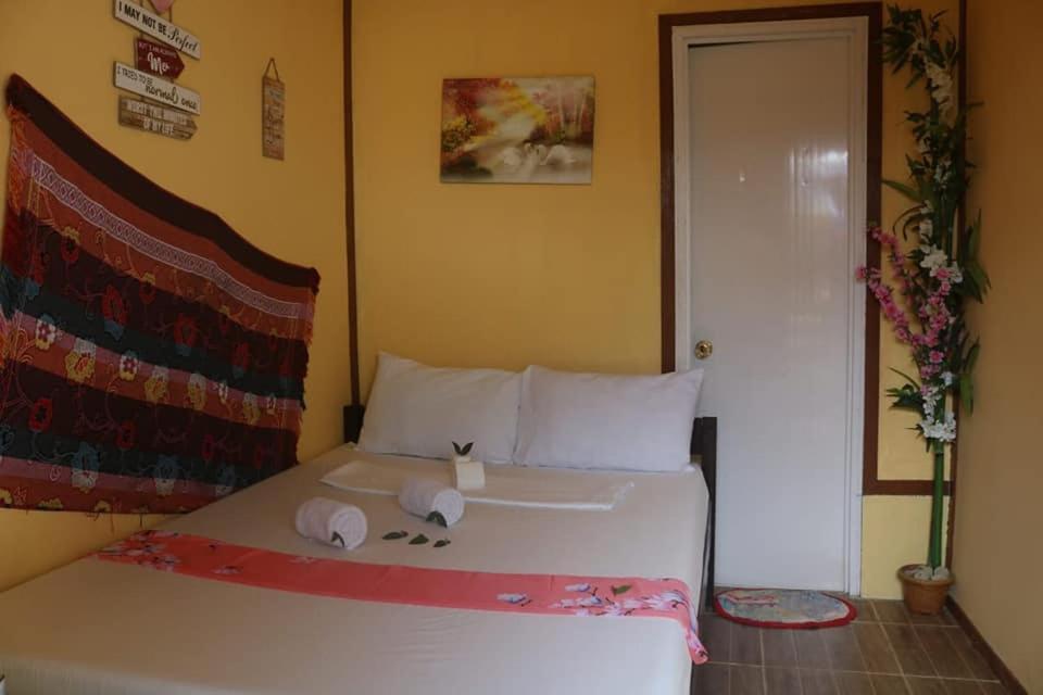 Backpackers Inn Gardenview Inn El Nido Esterno foto