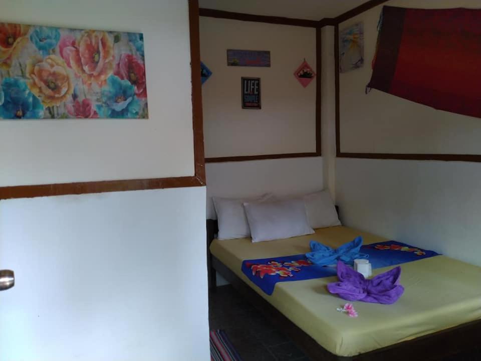 Backpackers Inn Gardenview Inn El Nido Esterno foto